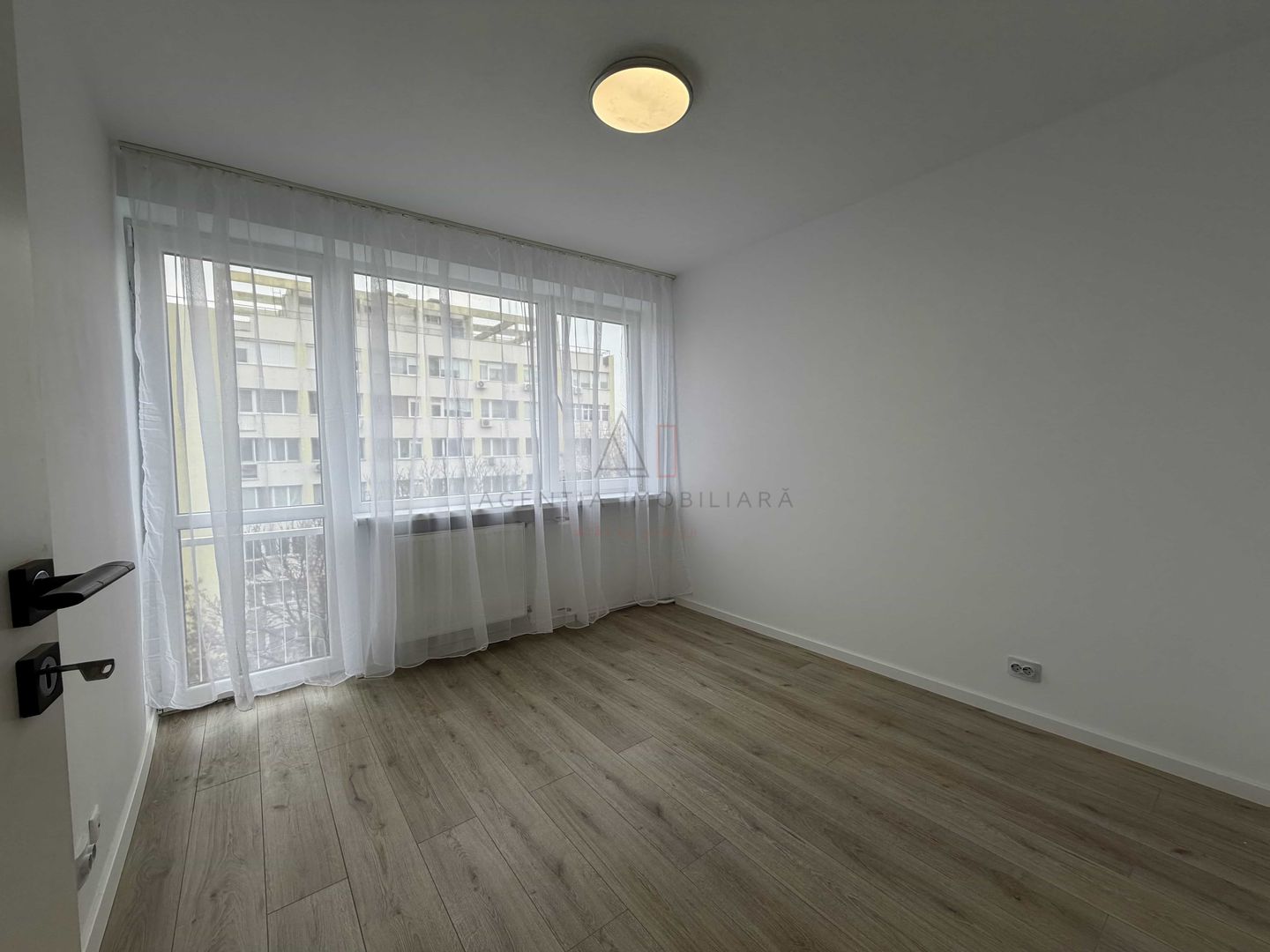 3 Camere  Complet Revovat |2025| Mutare Rapida| - Poză 12