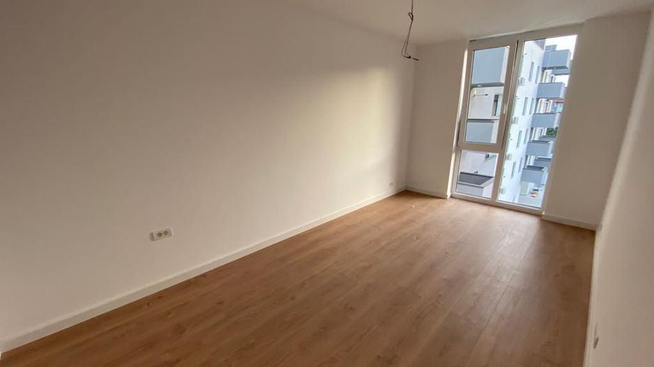 Apartament bloc nou 4 camere - Poză 6