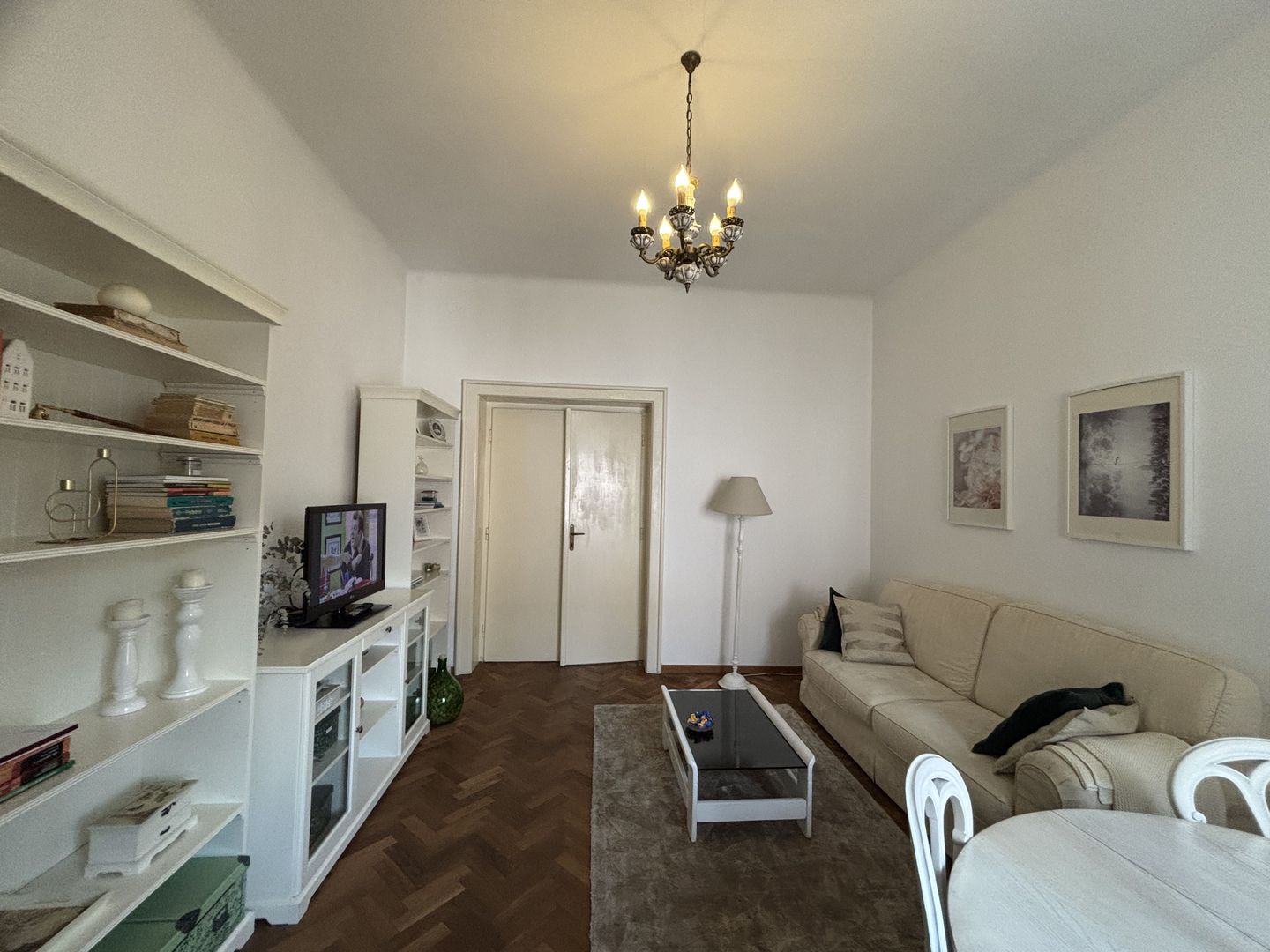 Apartament 2 camere la 5 minute de Piața Victoriei - Poză 23