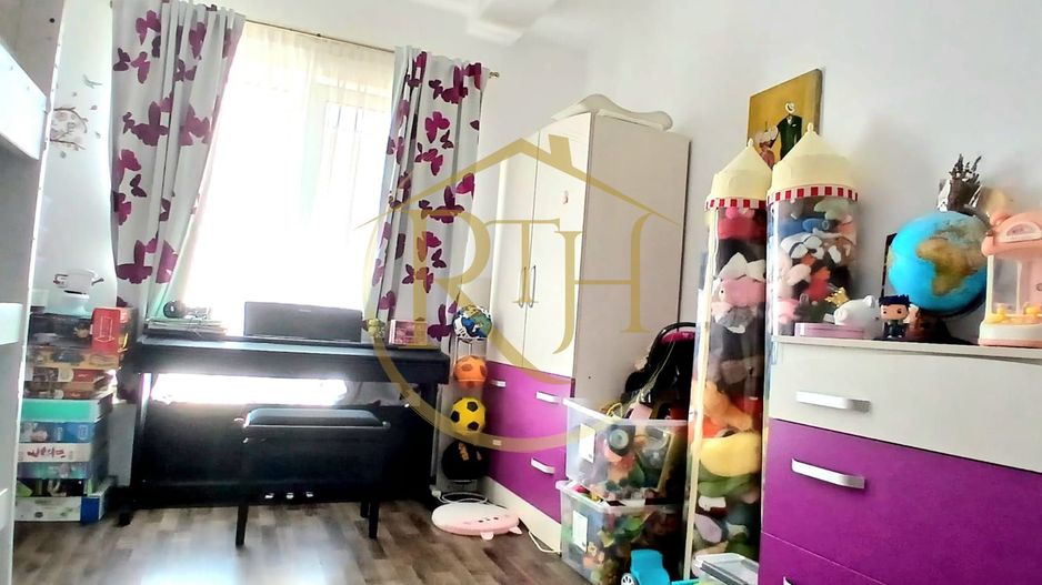 Oferim spre vânzare un apartament deosebit cu 3 camere, în zona Buziașului! - Poză 8