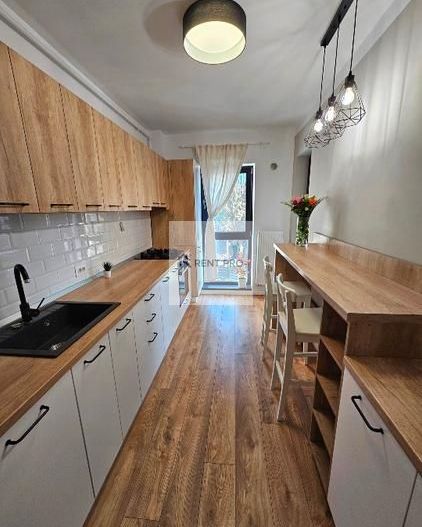 2 Camere Plaza Residence Sector 6 - Poză 3