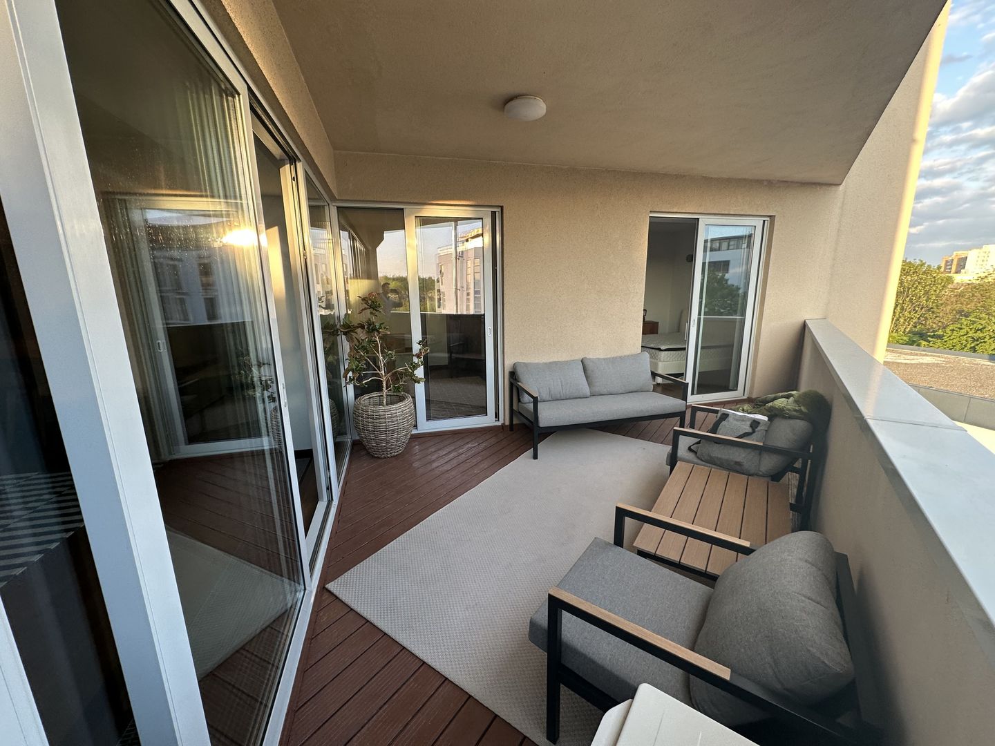 Apartament 3 camere cu parcare subterana - Poză 8