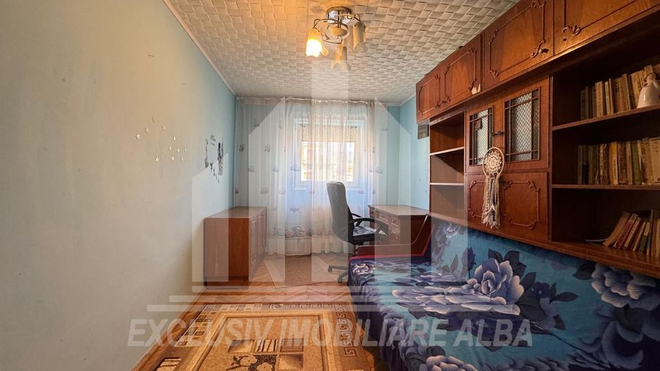 Apartament cu 3 camere decomandate de inchiriat, Cetate - Poză 5