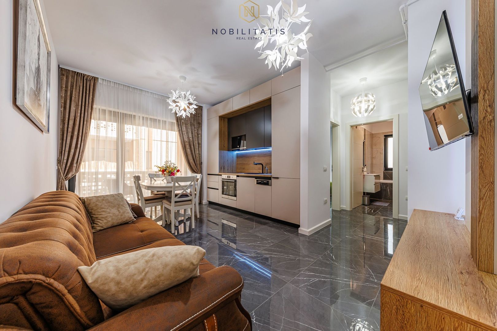 Oferta Inchiriata - Apartament de Lux | 2.5 camere | Piscina & Garaj subteran - Poză 1