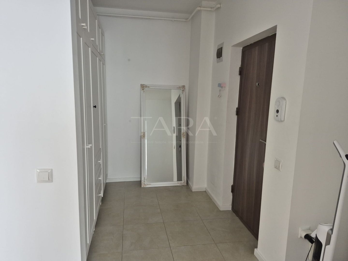 Apartament 2 camere modern, zona Terra, cu parcare subterană. - Poză 7