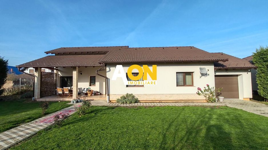 Casa 3 Camere, 179 mp Construiti, Teren 784 mp, Zona Cetate - Poză 1