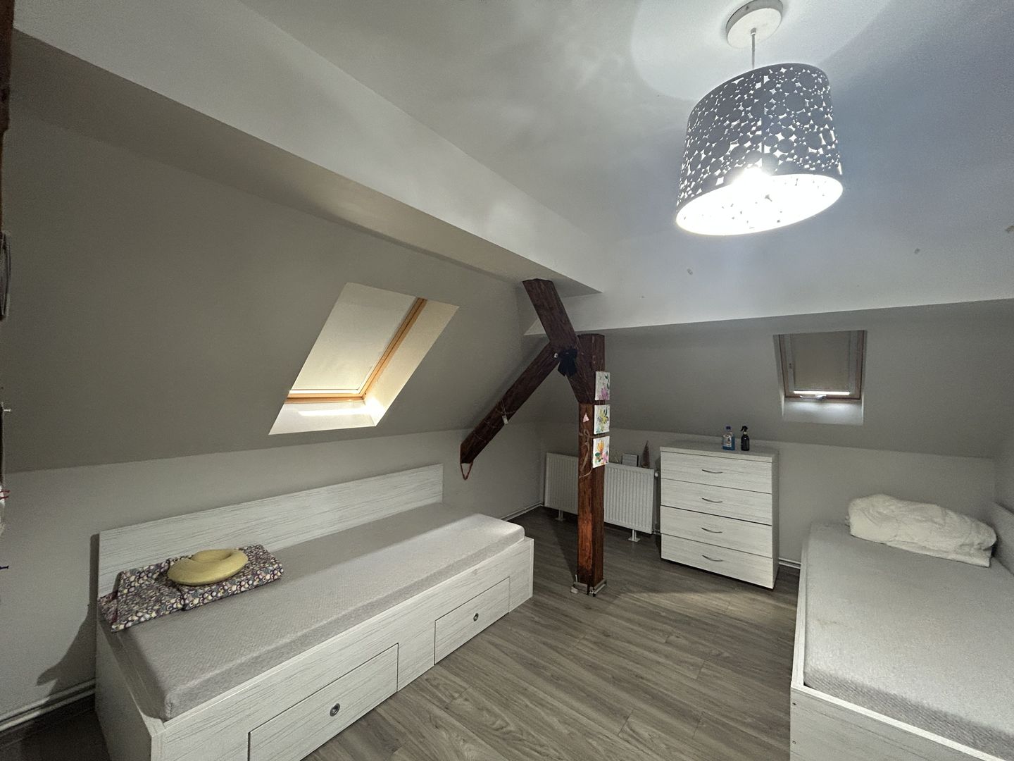 Casa individuala in Lazaret, langa Hotel Hermanns, la cheie - Poză 7