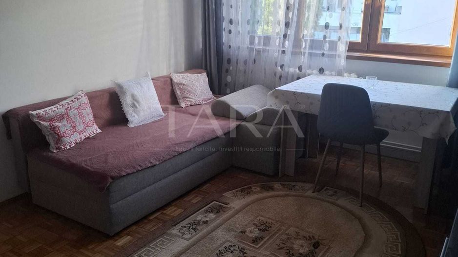 Apartament mobilat cu 2 camere și 2 locuri de parcare – Gheorgheni. - Poză 3