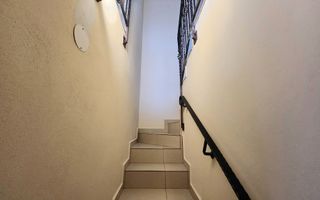 De vanzare casa 6 camere 8142 mp teren in Oarda de Sus - Poză 6