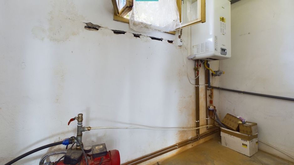 Casă 4 camere, zona centrală în Pâncota - Poză 7