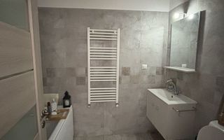 Apartament modern cu două camere în Florești. - Poză 4