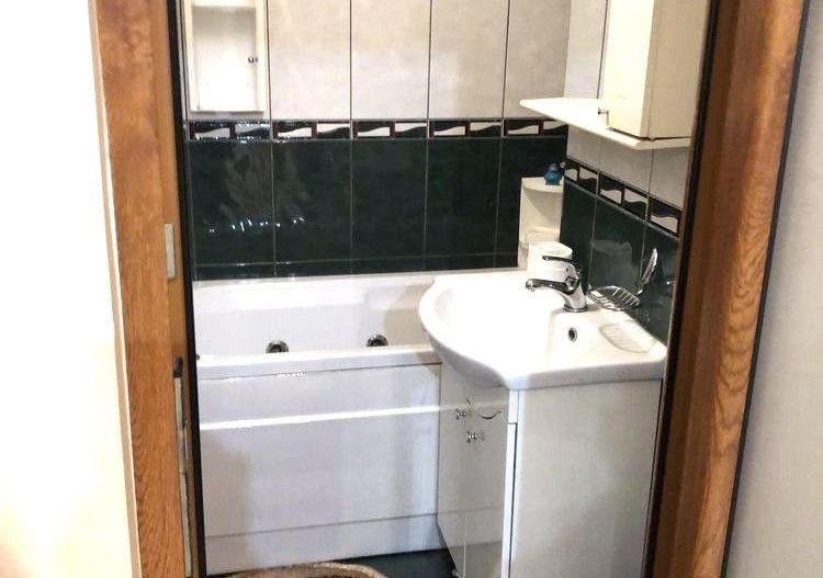 Apartament 3 camere decomandat, parcare inclusă, lângă metrou Grigorescu - Poză 2