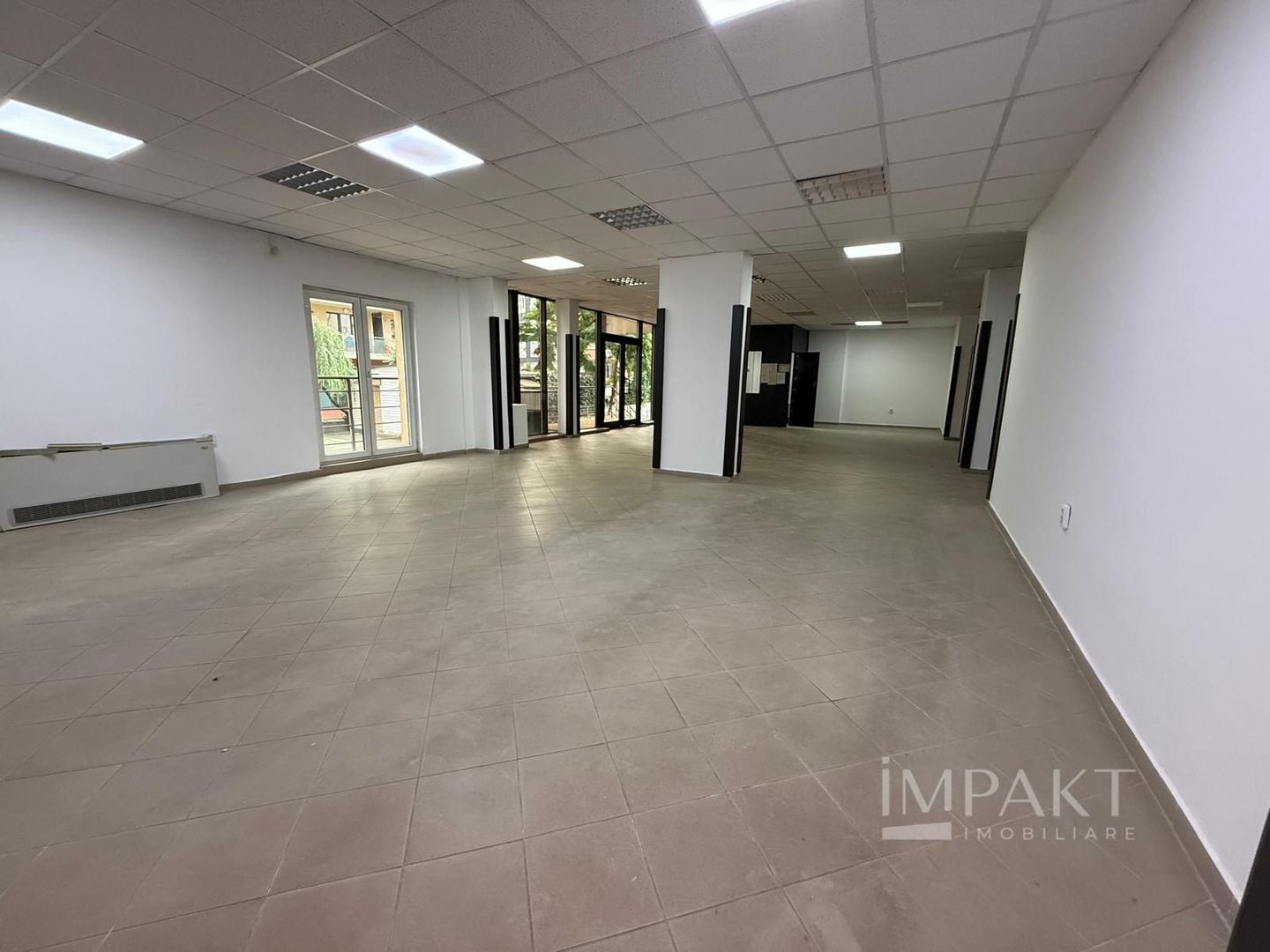 Oportunitate unică ,spațiu Comercial cu potențial maxim, zona FSEGA! - Poză 2