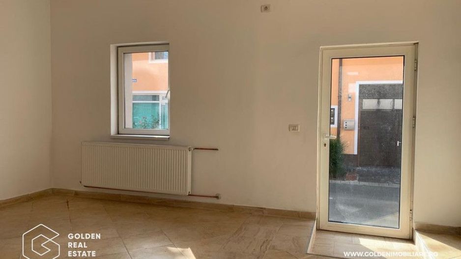 Oportunitate! Spatiu comercial modern, Micalaca, 2 camere, centrala+ parcare - Poză 2