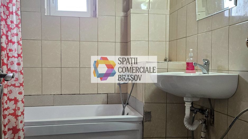 Apartament cu trei camere, zona Racadau 70 mp - Poză 7
