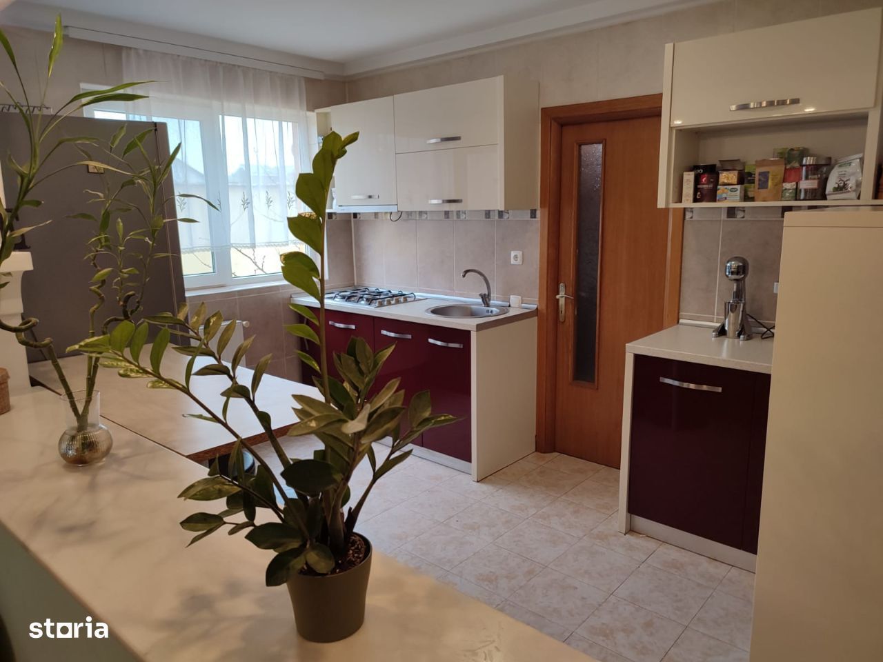 Proprietar vând vila P+E+M - Poză 8