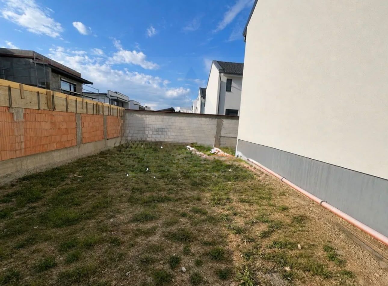 Casa moderna 3 camere 2 bai P+1+Pod si teren 240 mp in Arhitectilor - Poză 7