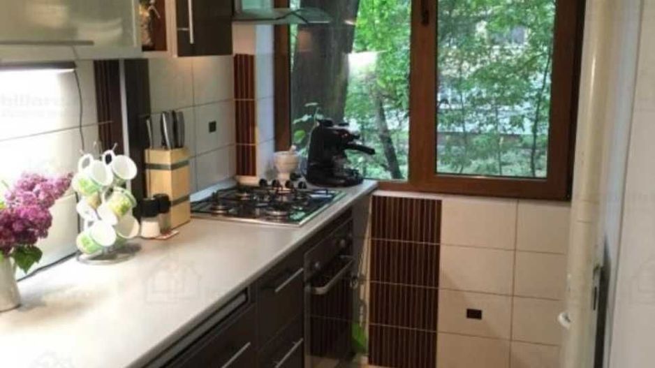 Apartament 3 camere, parcare, Drumul Taberei -Romancierilor - Poză 2