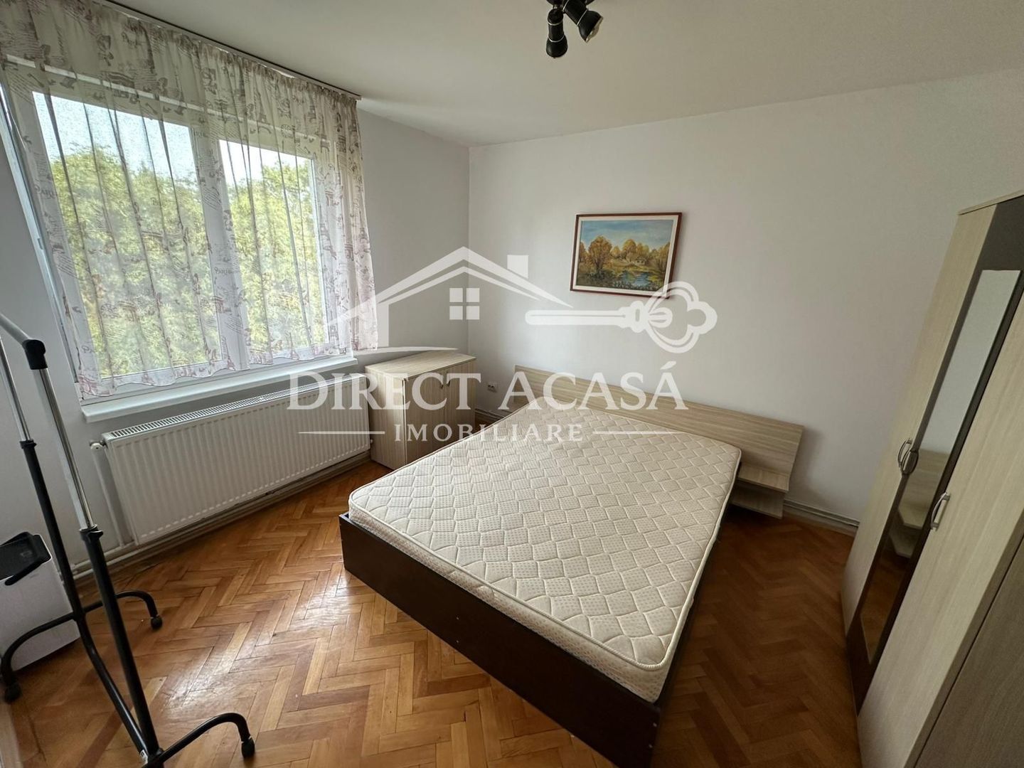 Apartament cu 2 camere de inchiriat-Str Vulcan-Zona Centru - Poză 2