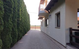 BRASADAS vinde vila 5 cam 190mp teren 10 ari str. Dara. - Poză 9