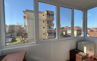 Apartament 4 camere 2 bai 2 balcoane decomandat Etaj 2/4  Valea Aurie - Poză 12