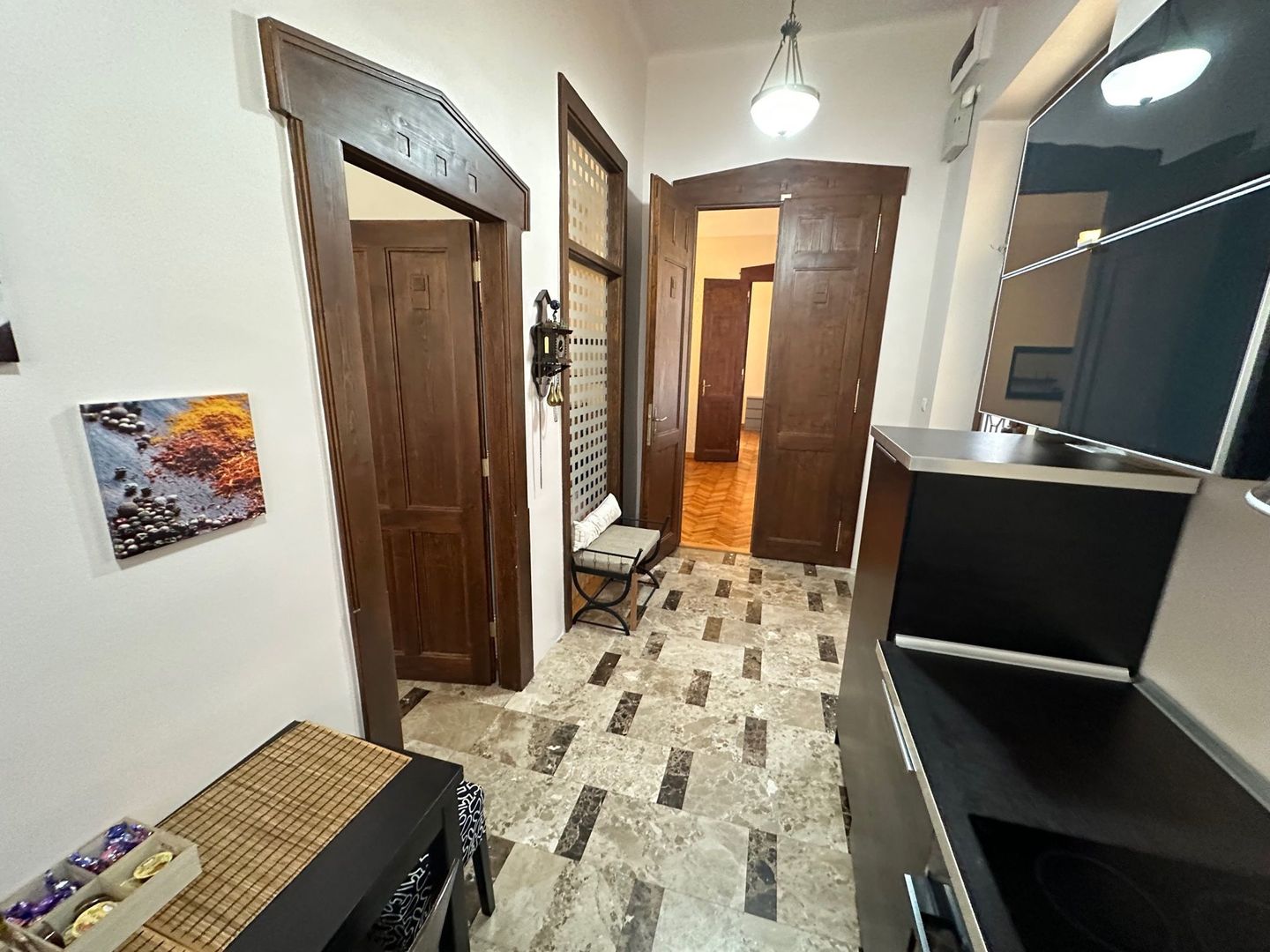 Apartament in Piata Victoriei - Poză 13
