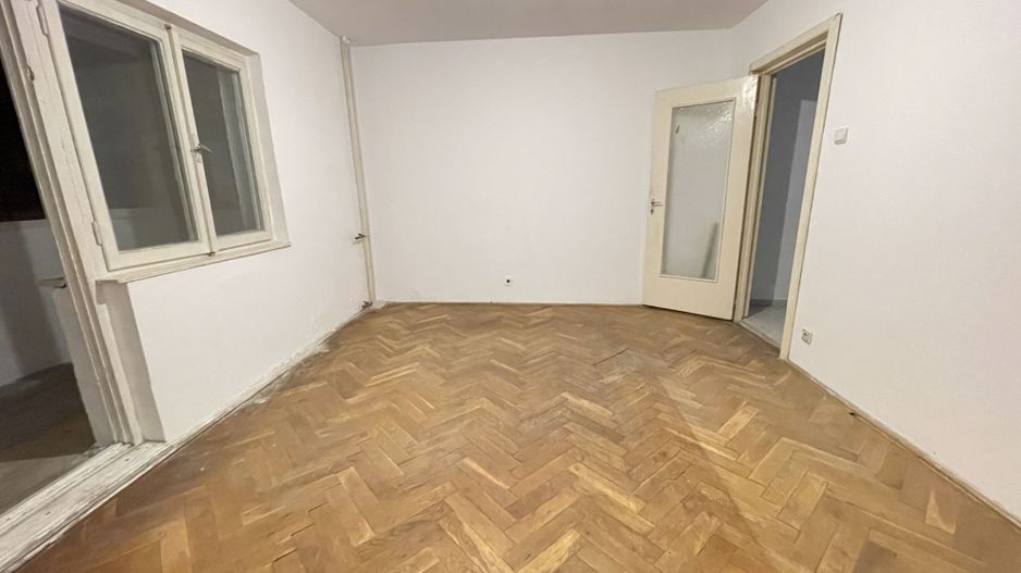 Apartament 1 camera ,etajul 1 -zona Aradului - Poză 1