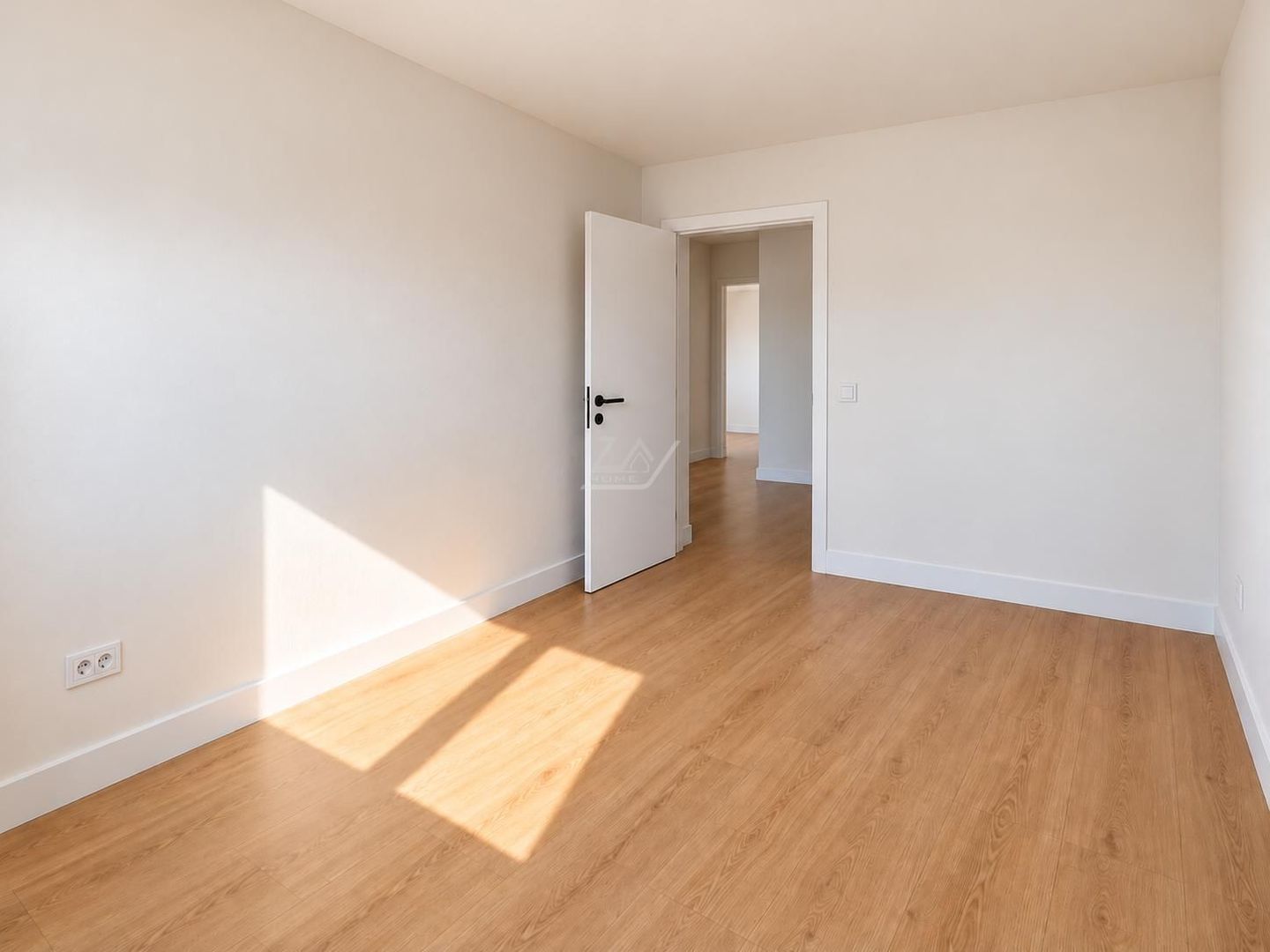 COMISION 0! DRUMUL BOILOR. Duplex cu 4 camere, 3 bai. Toate utilitatile. - Poză 15