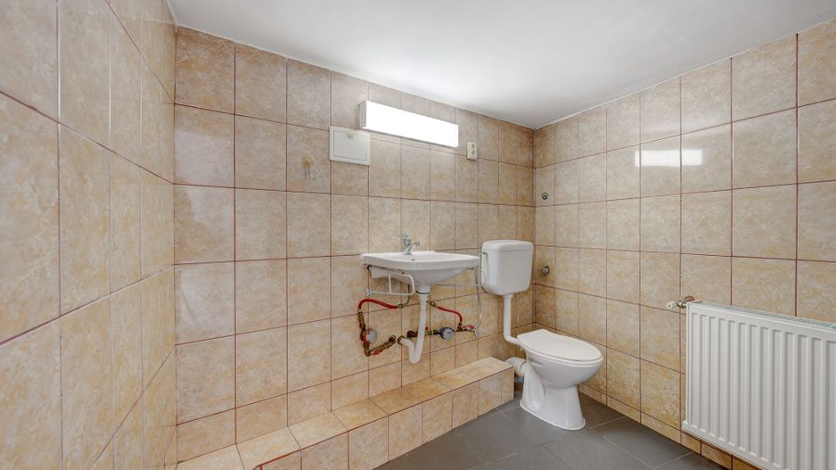 SI CASA SI AFACERE totul sub același acoperiș in Sector 5 ! - Poză 27