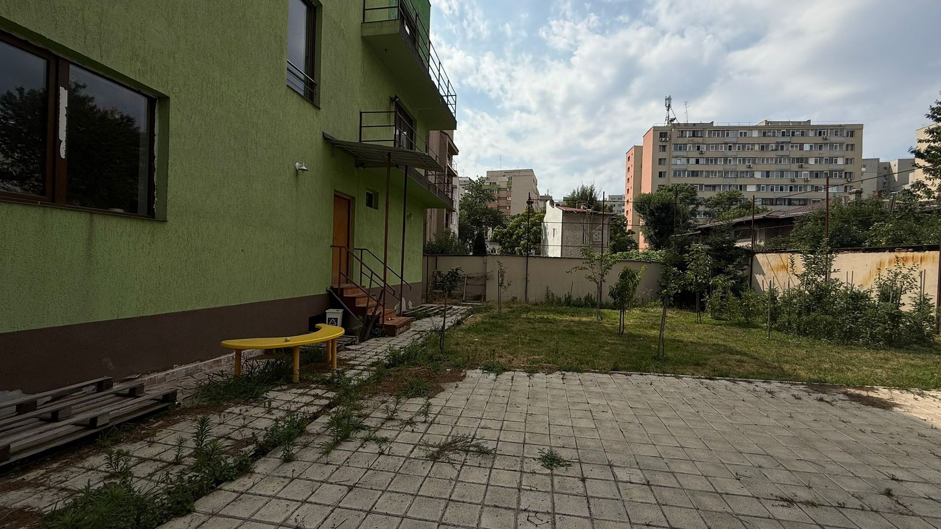 DE ÎNCHIRIAT VILĂ CĂMIN DE BĂTRÂN I AFTERSCHOOL I GARAJ+CURTE I ZONA CENTRALĂ - Poză 2