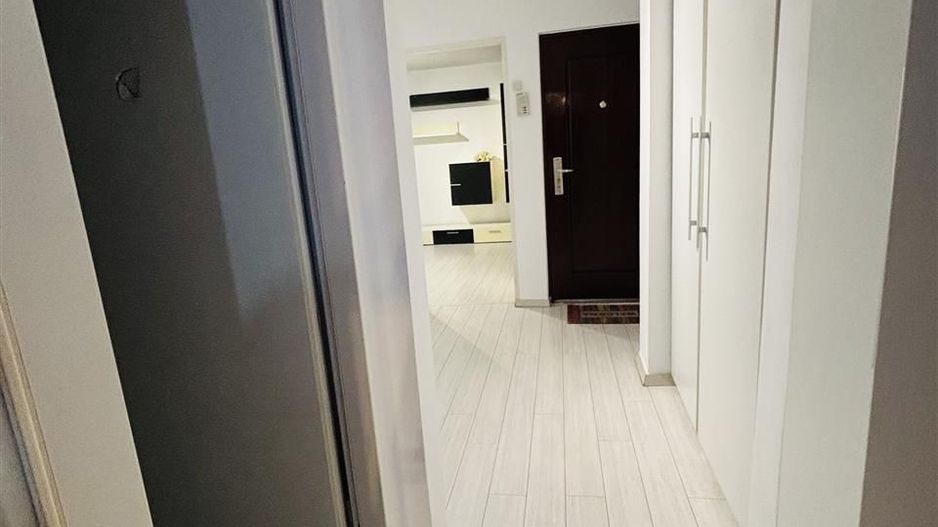 Apartament cu 2 camere zona Rogerius - Poză 7