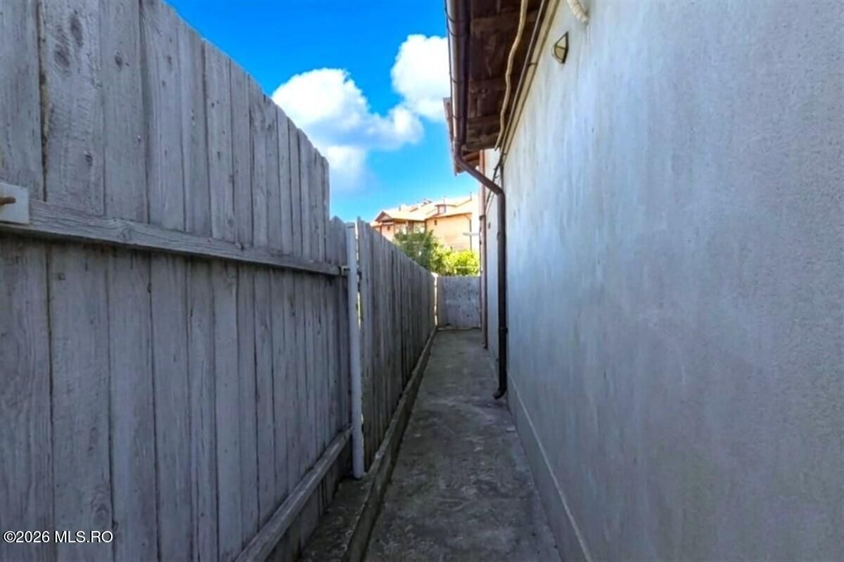 Techirghiol - Centru, casa tip duplex P+M, lot 293 mp si 154 mp utili! - Poză 35