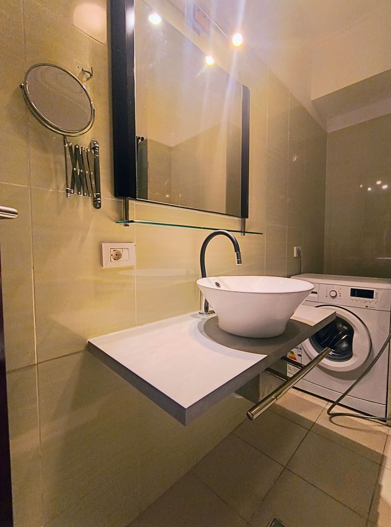 Phoenicia- Piața Alba Iulia- Bd Unirii - Poză 12