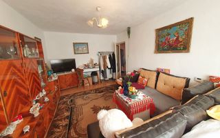 Apartament 3 camere, decomandat, 2 bai, zona Kaufland - Poză 2