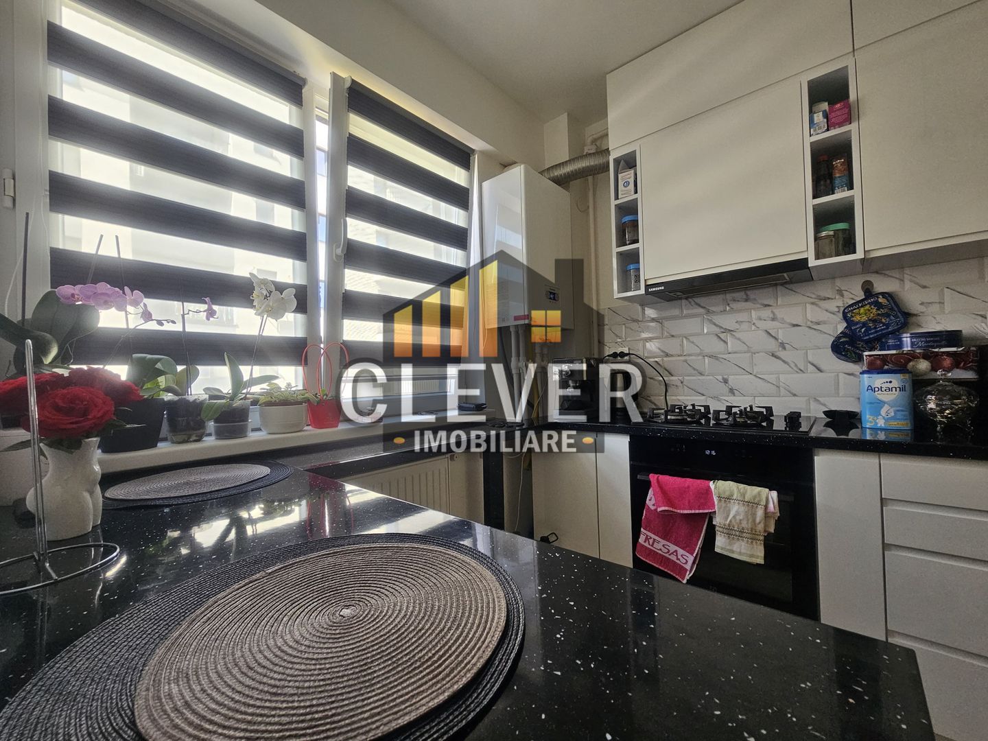Apartament 3 camere Mobilat Utilat Loc de Parcare Inclus - Poză 4