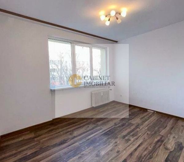 De Vânzare Apartament 3 Camere, 70mp, Etaj Intermediar, Zona Iancului - Poză 1