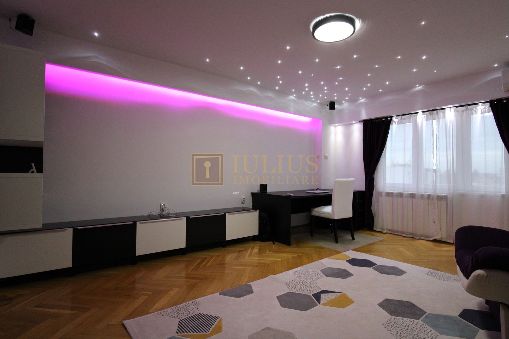 Lipovei -3 camere, centrala proprie, garaj inclus - Poză 1