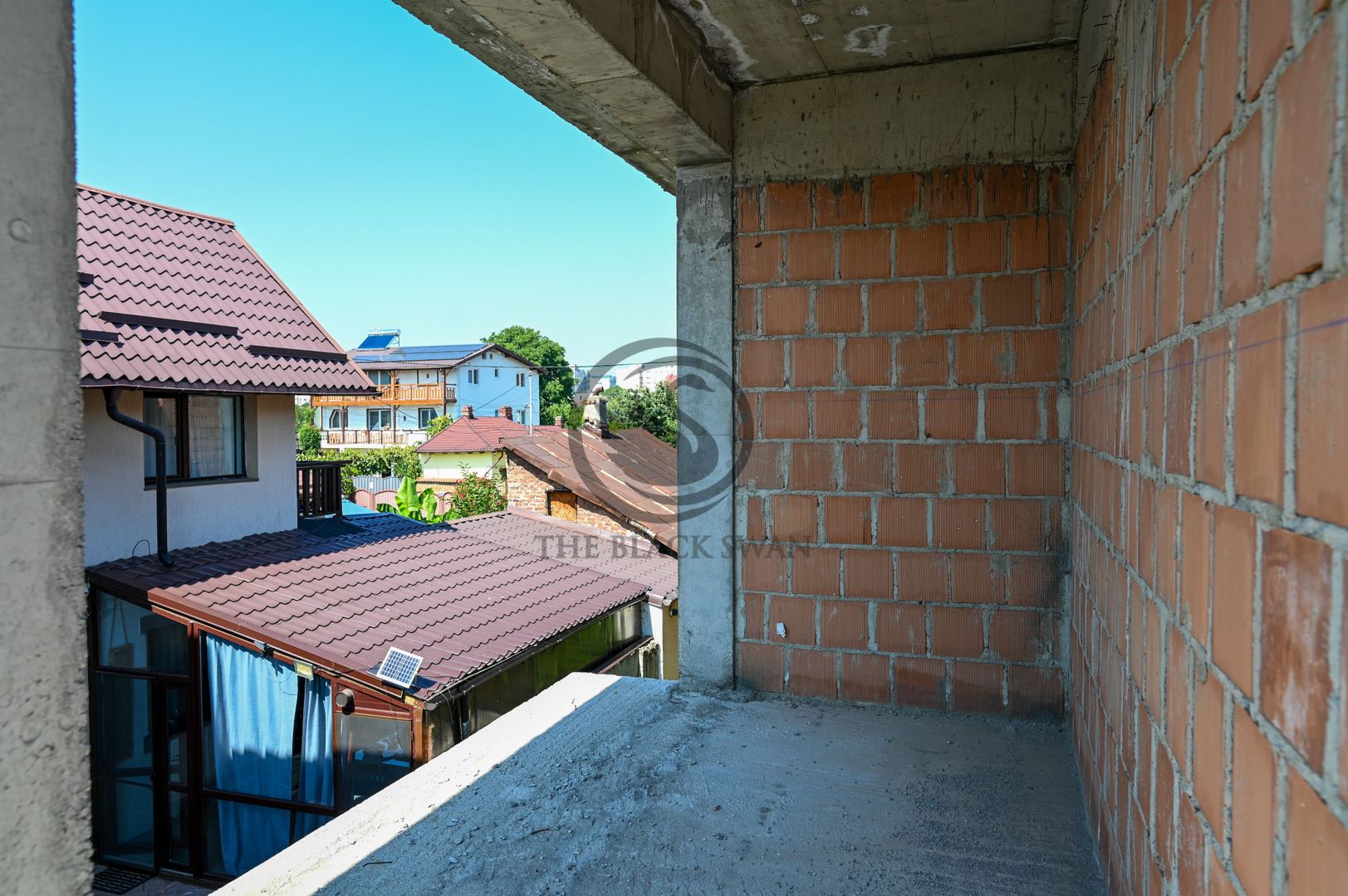 Casa la rosu de vanzare I Moderna I Zona Centrala - Ploiesti - Poză 9