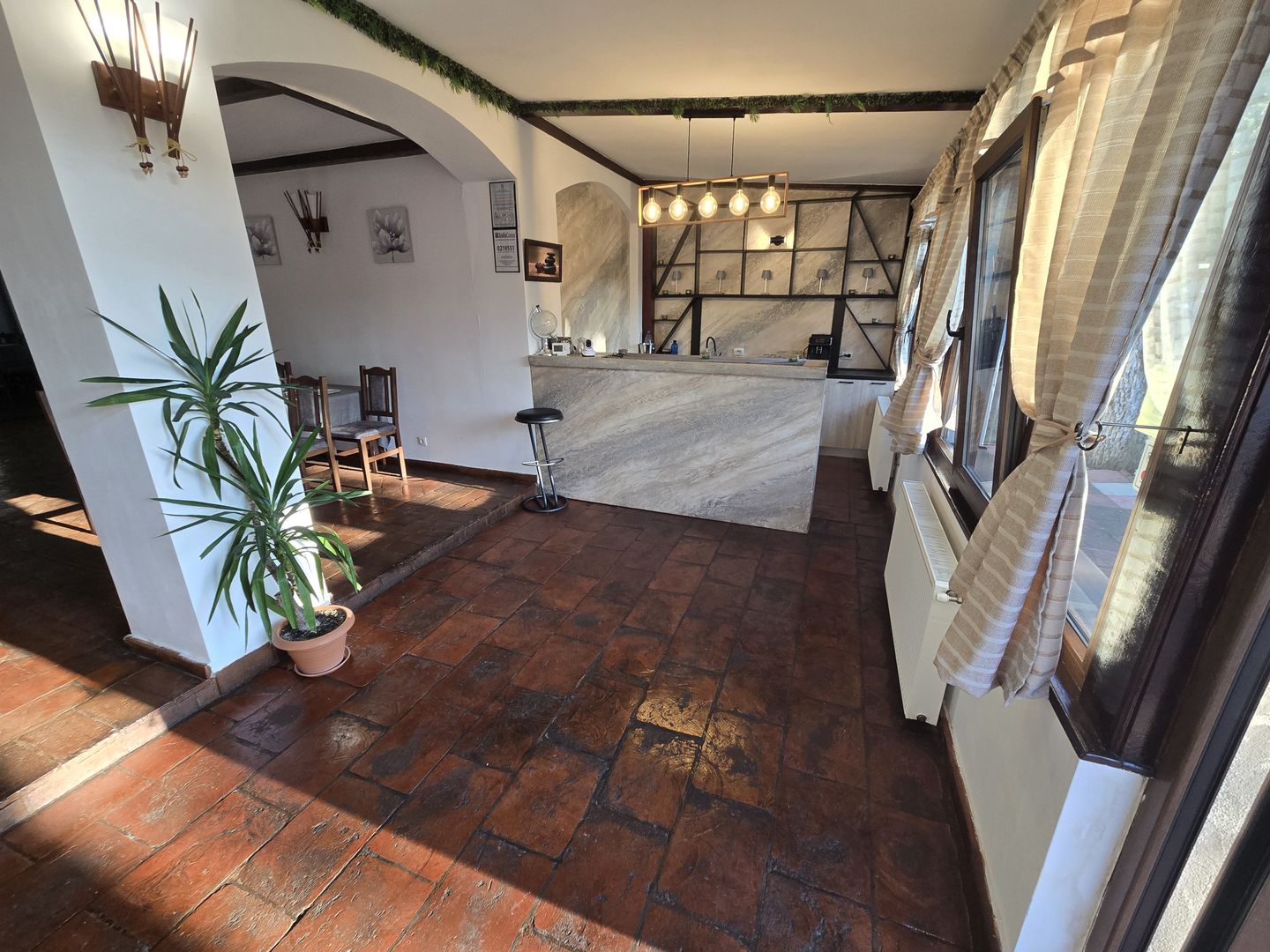 Restaurant 90 persoane+terasă 120 persoane,posibili asociere - Poză 17