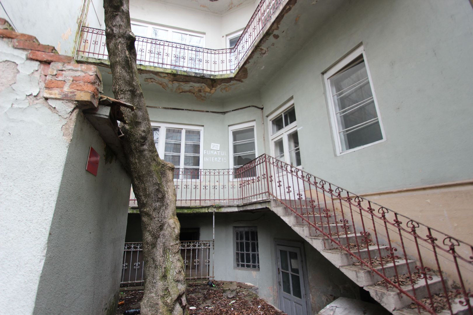 Imobil pretabil cladire de birouri, clinica medicala - Central - Poză 25