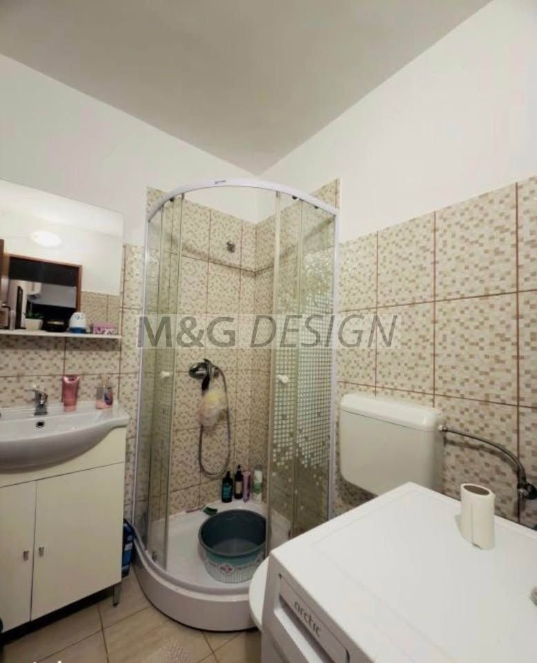 Ap. 4 camere Bucovina etaj 2 centrala proprie - Poză 10