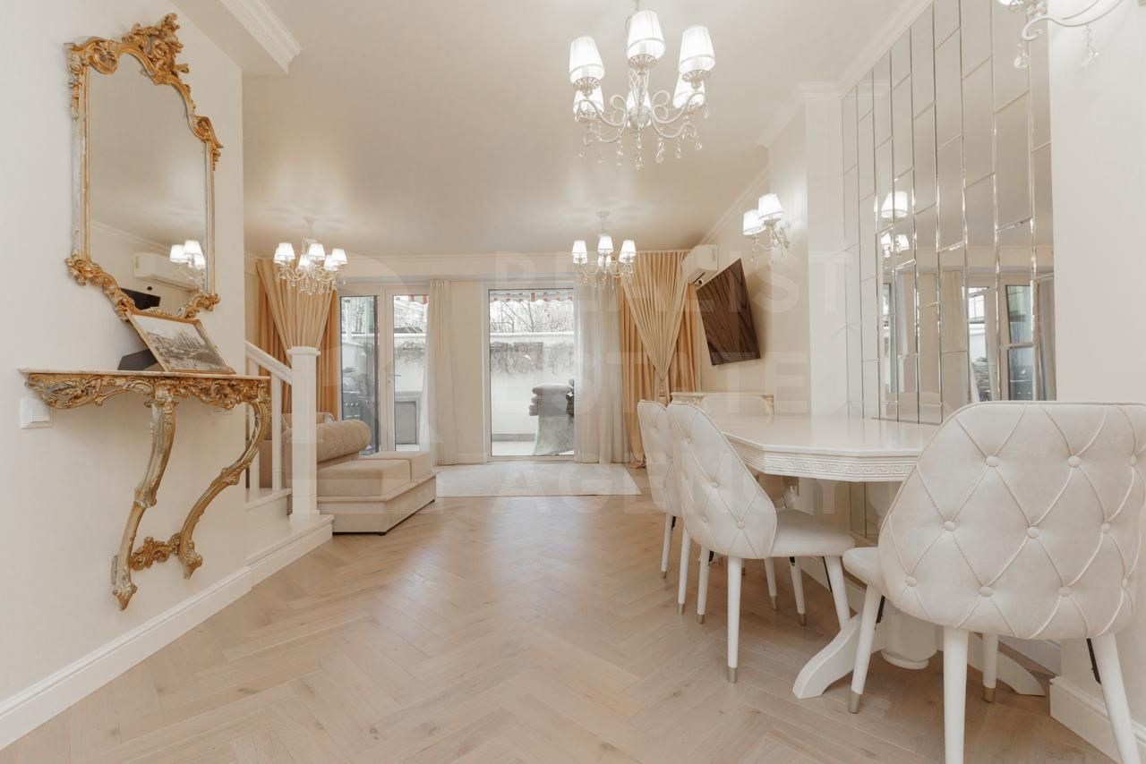 Chirie, casă, 3 camere, strada Melestiu, Centru - Poză 7