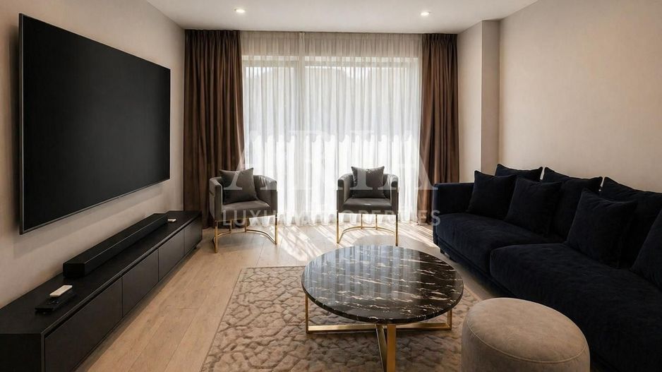 TRIANA 3 CAMERE | CURTE | PISCINA | GYM - Poză 1