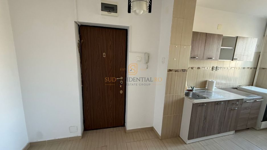 Apartament 3 camere semidecomandat, 2 balcoane, Bld Alexandru Obregia - Poză 4
