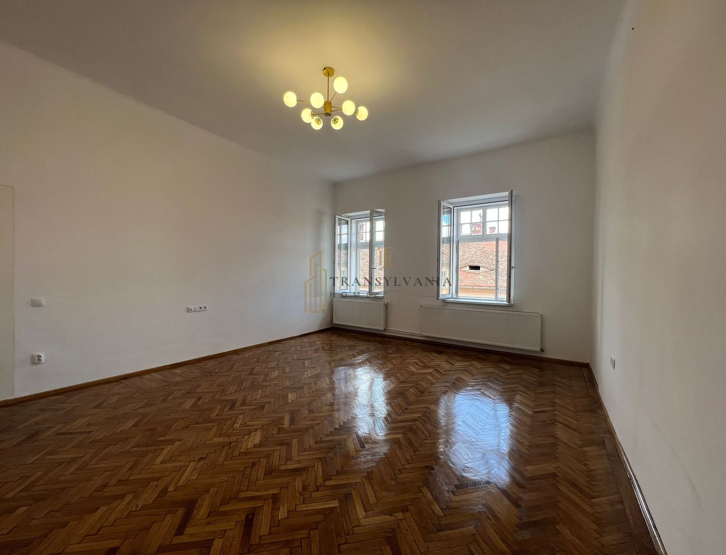 Apartament premium 2 camere  Zonă ultracentrală Prima închiriere | - Poză 1