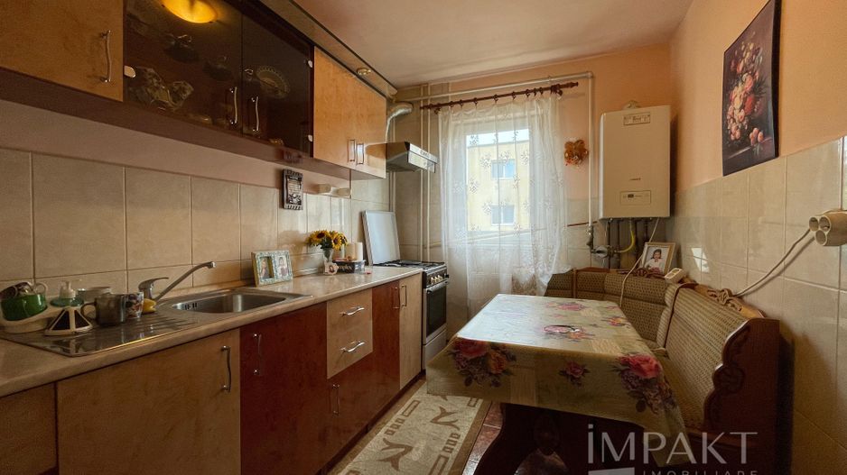 Apartament cu 3 camere de vanzare in cartierul Manastur! - Poză 3