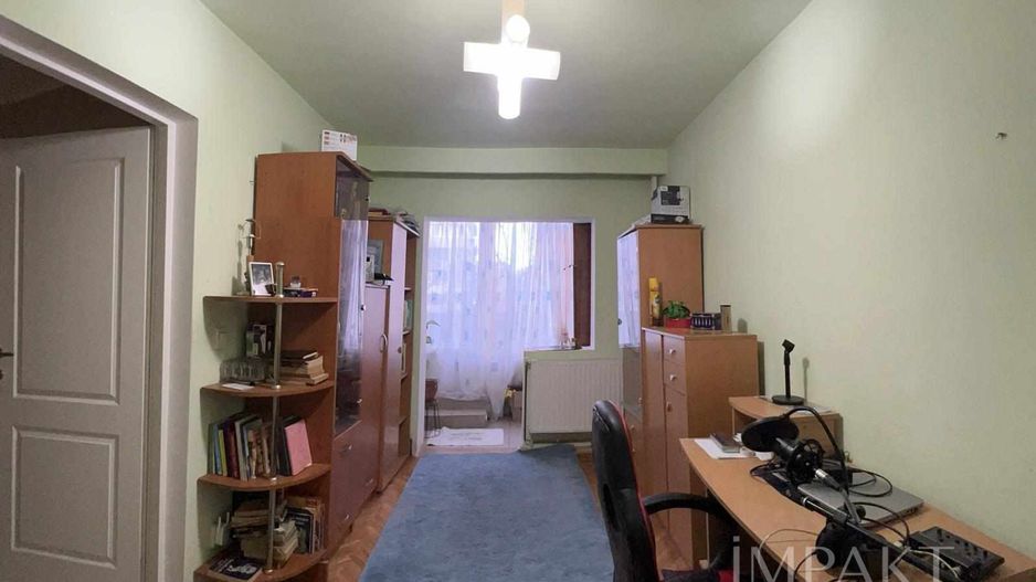 De vanzare 4 camere -Complet utilat/mobilat-Manastur +250 mp terasa - Poză 9