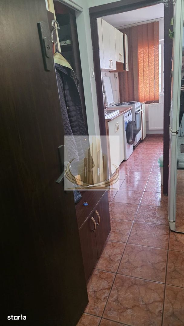 DE VANZARE Apartament 2 Camere, mobilat, utilat - Poză 3