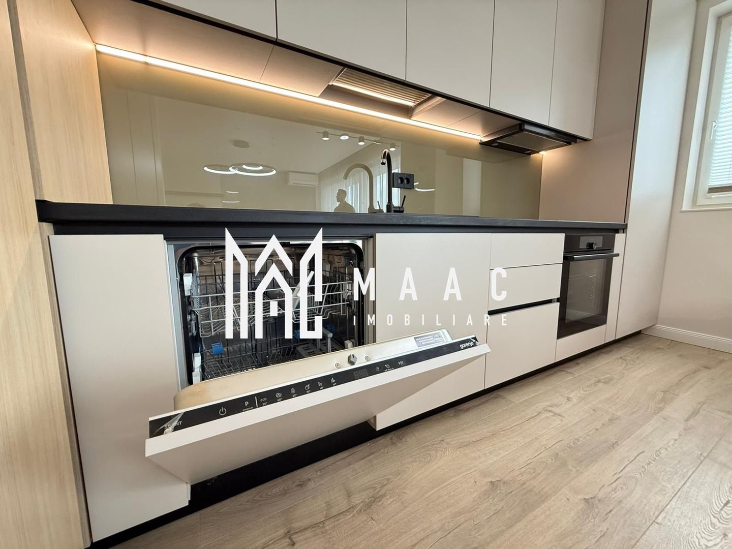 Apartament 3 camere nou | Garaj | Balcon | Boxa | Central - Poză 24