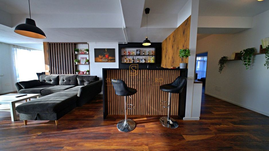 Penthouse modern cu terase și priveliște panoramică – Piața Sudului - Poză 1